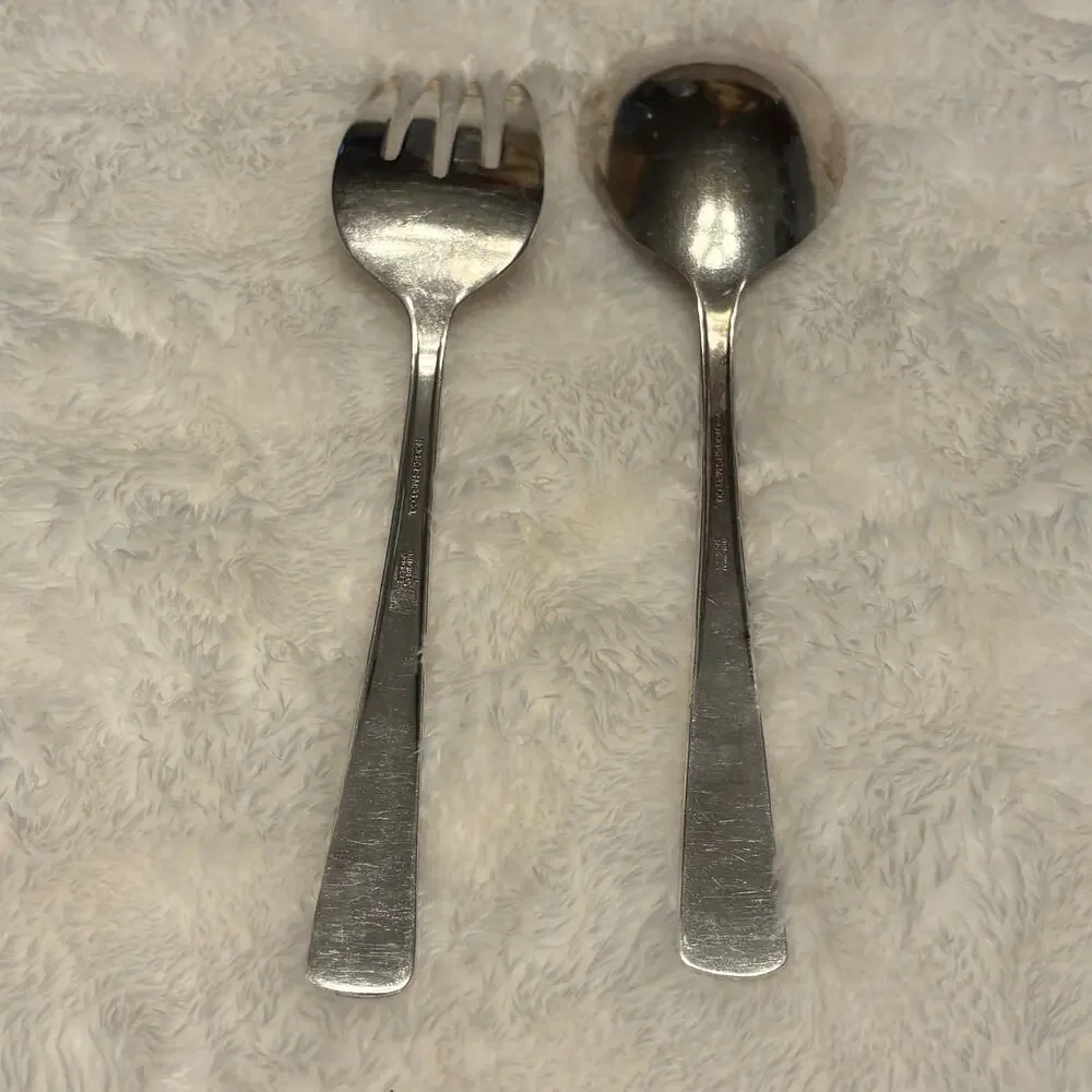WM Rogers International Silver Plate Serving Spoon & Fork Set Serveware